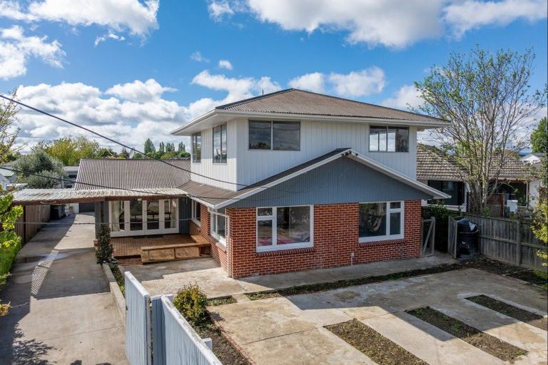 Photo of property in 5 Norrie Street, Redwood, Christchurch, 8051