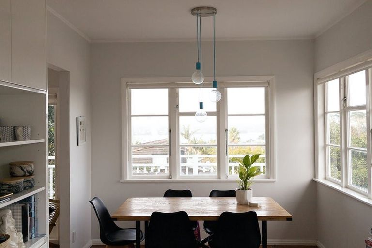 Photo of property in 1/27 Huka Road, Birkenhead, Auckland, 0626