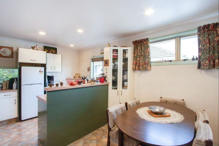 Photo of property in 39 Hillary Crescent, Maraenui, Napier, 4110