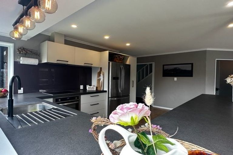 Photo of property in 6 Hampton Place, Springvale, Whanganui, 4501