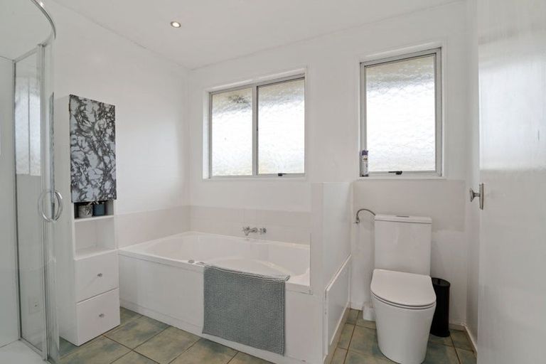 Photo of property in 28 Kimberley Street, Casebrook, Christchurch, 8051