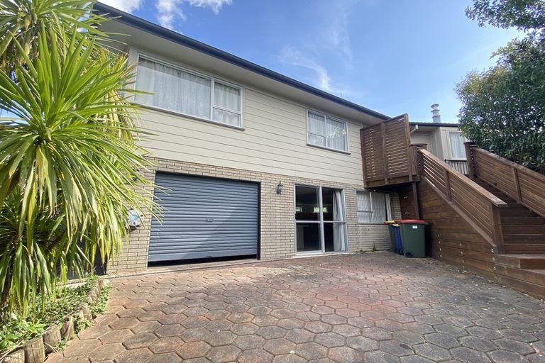 Photo of property in 67 Reynella Drive, Massey, Auckland, 0614