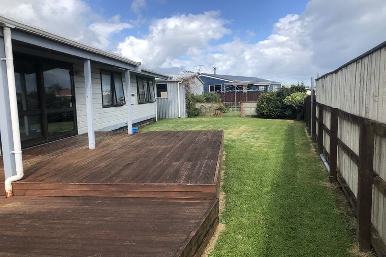 Photo of property in 3 Maralyn Place, Bell Block, New Plymouth, 4312