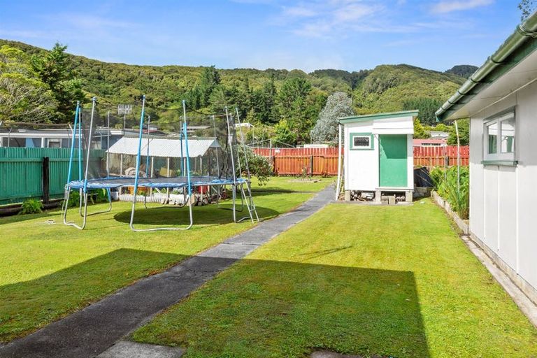 Photo of property in 13 Hay Street, Wainuiomata, Lower Hutt, 5014