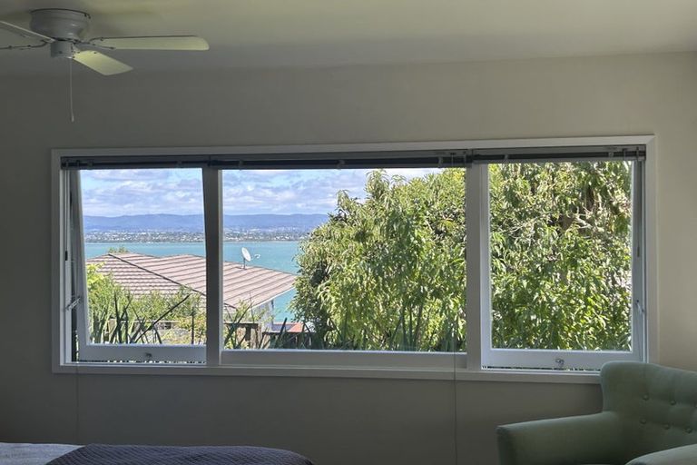 Photo of property in 47 Hadfield Street, Beach Haven, Auckland, 0626