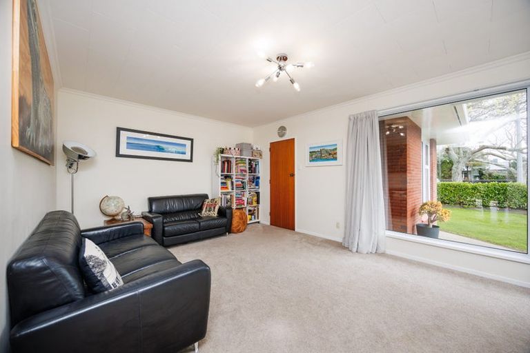 Photo of property in 393 Ruahine Street, Terrace End, Palmerston North, 4410