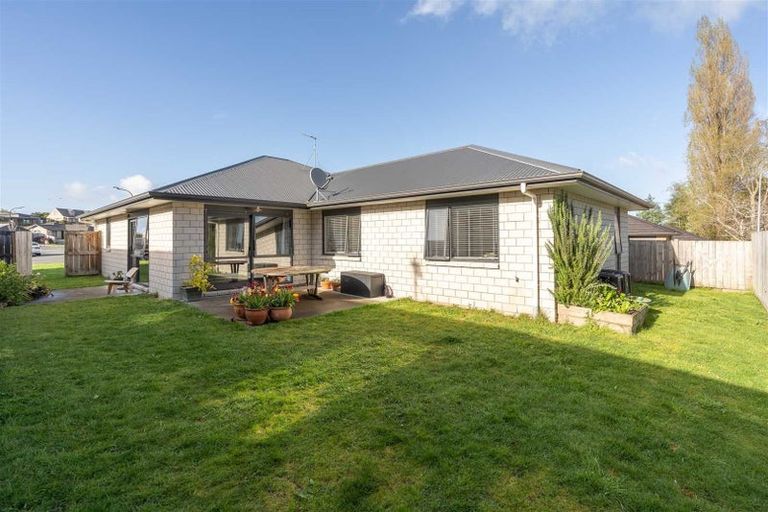 Photo of property in 49 Tupelo Street, Pukete, Hamilton, 3200
