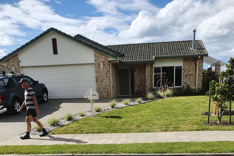 Photo of property in 23 Amery Place, Papamoa Beach, Papamoa, 3118