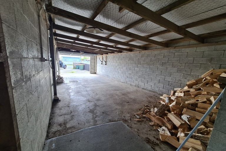 Photo of property in 6a Cutfield Street, Inglewood, 4330