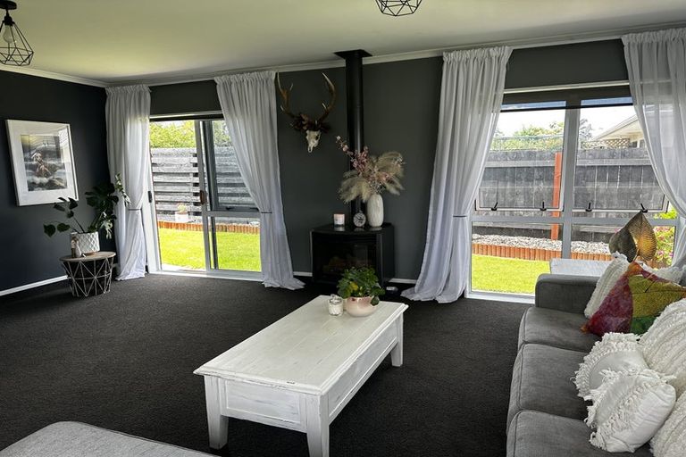 Photo of property in 6 Hampton Place, Springvale, Whanganui, 4501