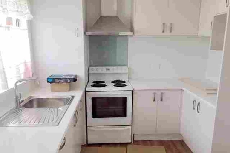 Photo of property in 2/116 Te Atatu Road, Te Atatu South, Auckland, 0610