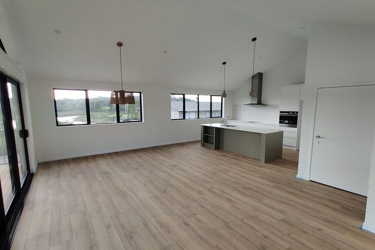 Photo of property in 74 Princes Street, Riverhead, 0820