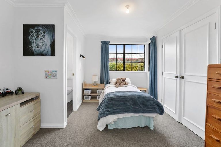 Photo of property in 46 Arrowsmith Avenue, Waipahihi, Taupo, 3330