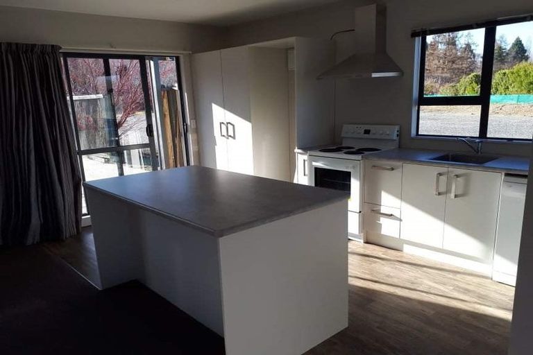 Photo of property in 90 Springvale Road, Clyde, Alexandra, 9391