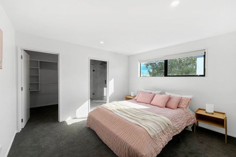 Photo of property in 146 Blenheim Road, Riccarton, Christchurch, 8041