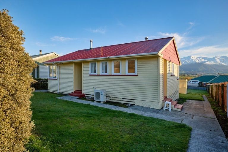 Photo of property in 14 Bayview Street, Kaikoura, 7300