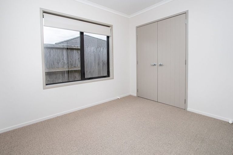 Photo of property in 5 Waltham Place, Rototuna North, Hamilton, 3210