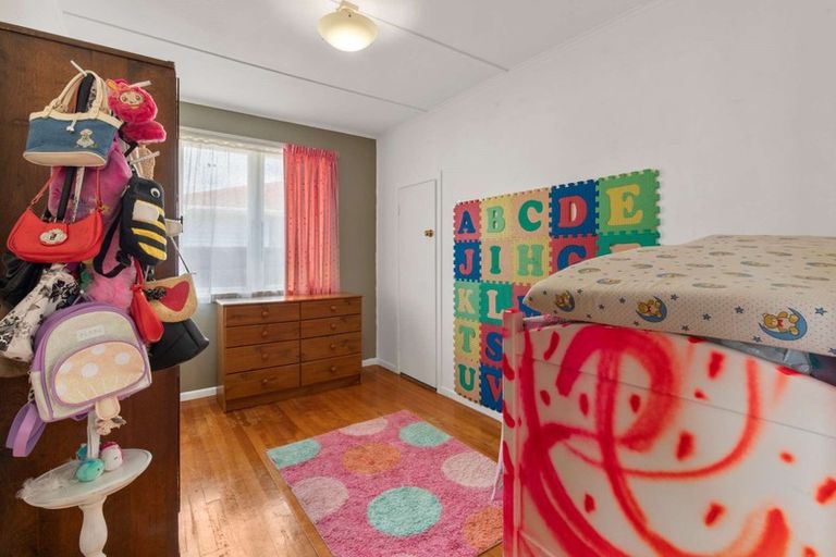 Photo of property in 27 Dunlop Road, Te Puke, 3119