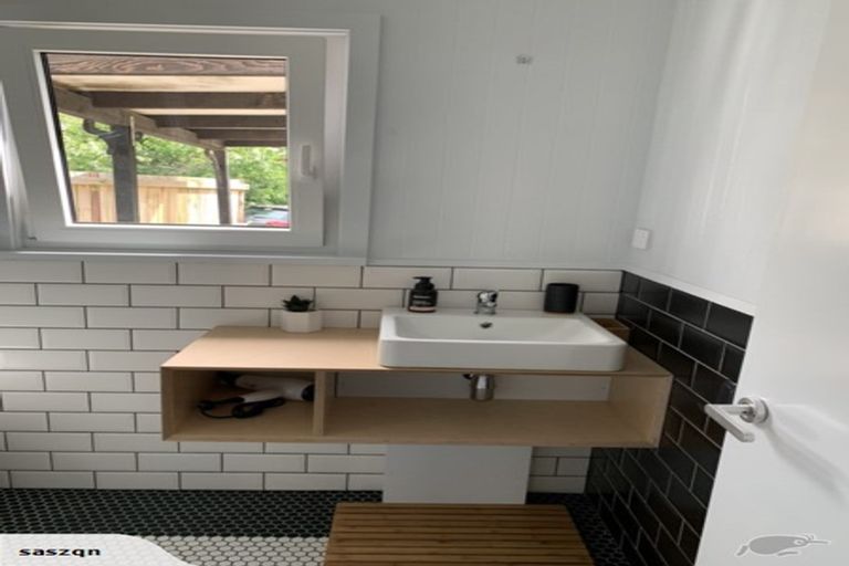 Photo of property in 120 Stone Street, Wanaka, 9305