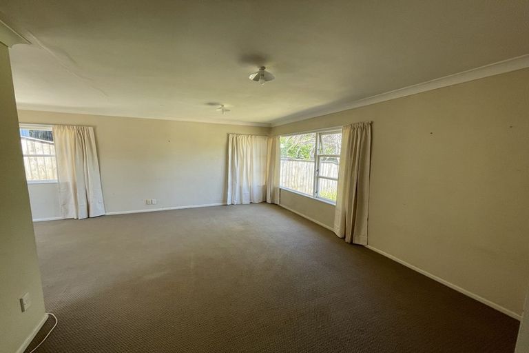 Photo of property in 84 Marlborough Avenue, Glenfield, Auckland, 0629
