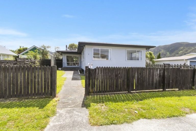 Photo of property in 4 Bexley Grove, Wainuiomata, Lower Hutt, 5014