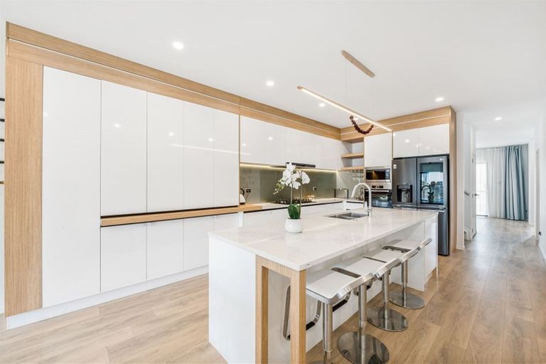 Photo of property in 46 Tinaku Road, Flat Bush, Auckland, 2019