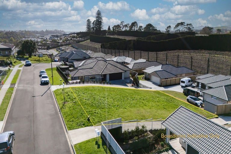 Photo of property in 6 Sam Heywood Place, Pyes Pa, Tauranga, 3112