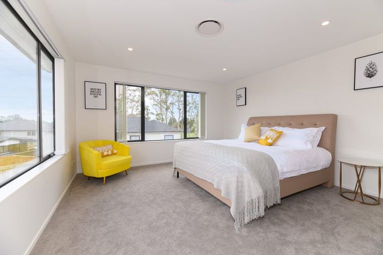 Photo of property in 5 Paitry Place, Swanson, Auckland, 0614