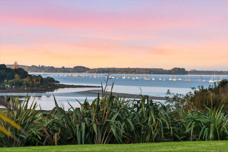 Photo of property in 51 Lynley Park Drive, Omokoroa, 3114