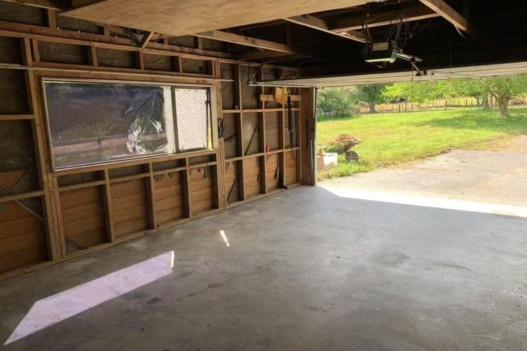 Photo of property in 14 Spedding Road, Whenuapai, Auckland, 0618