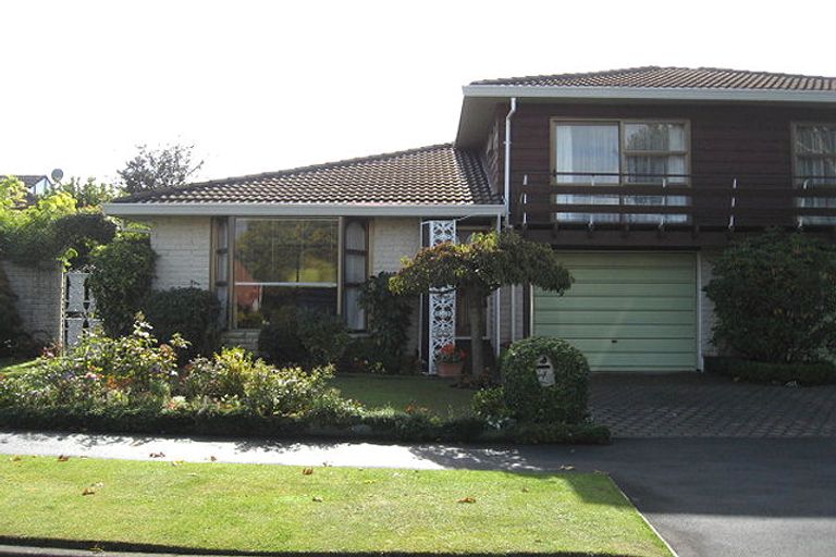 Photo of property in 1/4 Sayers Crescent, Ilam, Christchurch, 8041