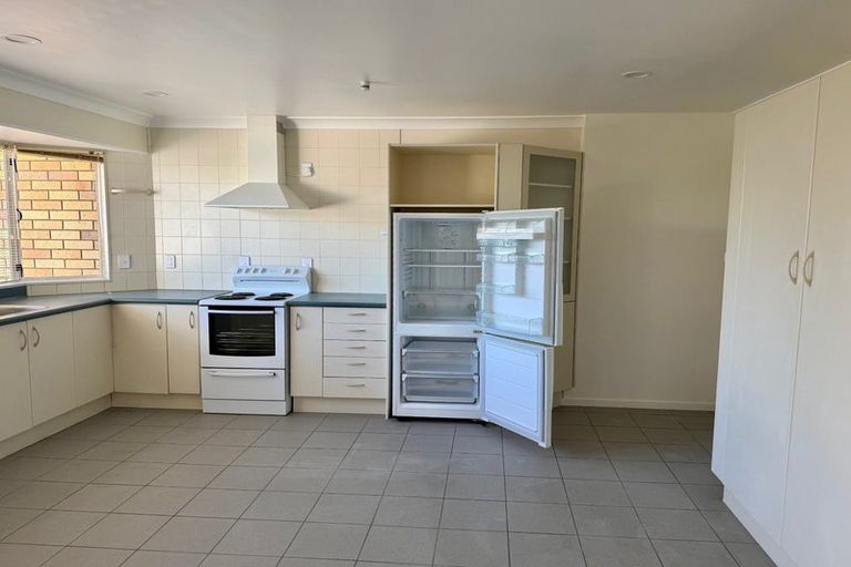 Photo of property in 150 Millhouse Drive, Northpark, Auckland, 2013