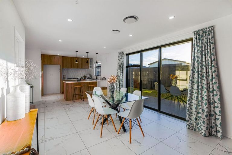 Photo of property in 6 Dianthus Place, Wigram, Christchurch, 8025