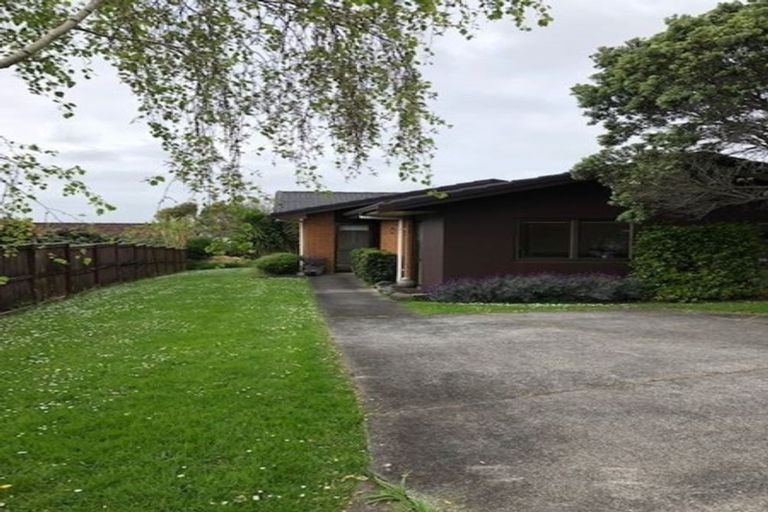 Photo of property in 23 Harford Place, Pakuranga Heights, Auckland, 2010