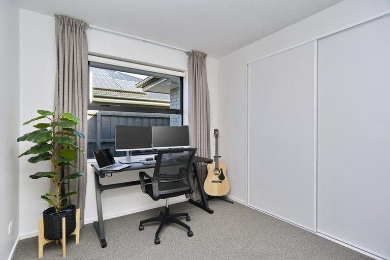 Photo of property in 4 Croydon Street, Woodend, 7610