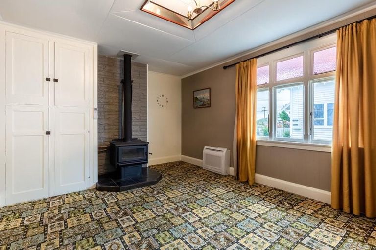 Photo of property in 10 Harris Street, Waimate, 7924