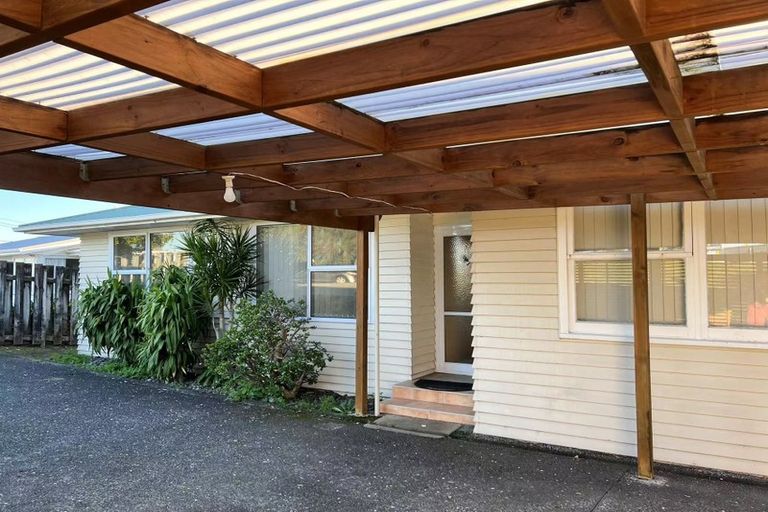 Photo of property in 62 James Street, Bayview, Auckland, 0629