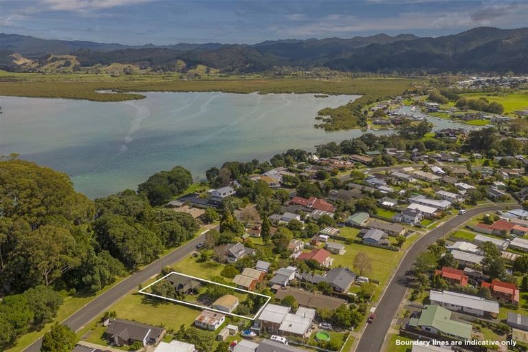 Photo of property in 93 Robinson Road, Whitianga, 3510