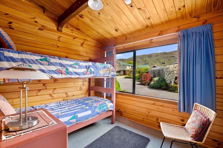 Photo of property in 21 Meadowstone Drive, Wanaka, 9305