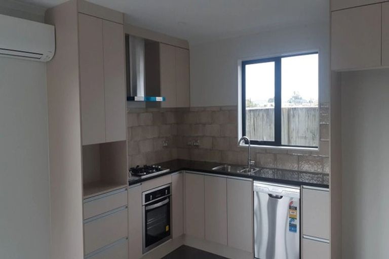 Photo of property in 30a Beaumonts Way, Manurewa, Auckland, 2102