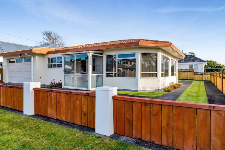 Photo of property in 164a Carrington Street, Lower Vogeltown, New Plymouth, 4310