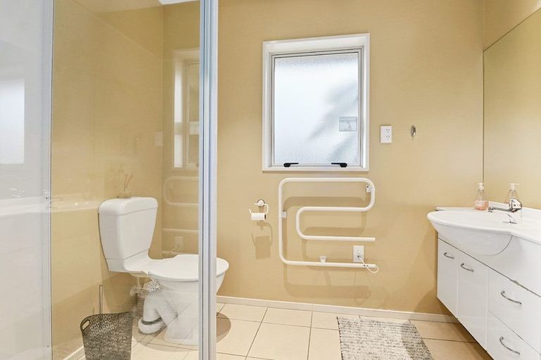 Photo of property in 163 Regent's Park Drive, Casebrook, Christchurch, 8051