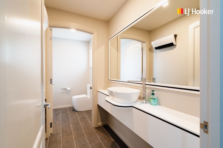 Photo of property in 584 Highgate, Maori Hill, Dunedin, 9010