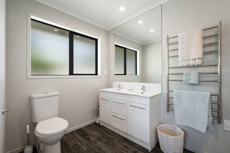 Photo of property in 1 Anatere Rise, Athenree, Katikati, 3177