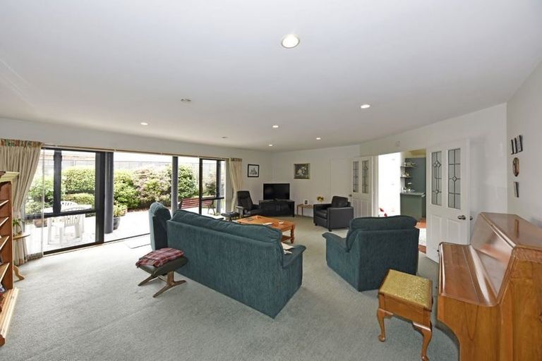 Photo of property in 2/2 Brookford Place, Westmorland, Christchurch, 8025