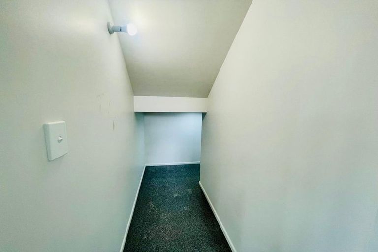 Photo of property in 1 Sharland Avenue, Manurewa, Auckland, 2102