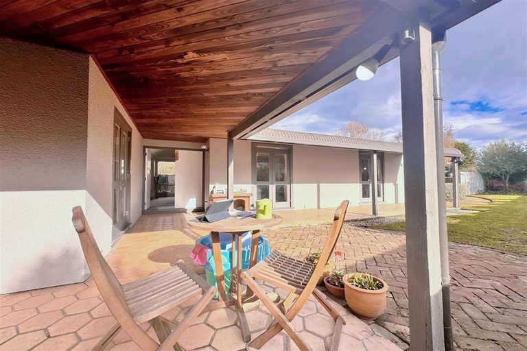 Photo of property in 51 Trafford Street, Harewood, Christchurch, 8051