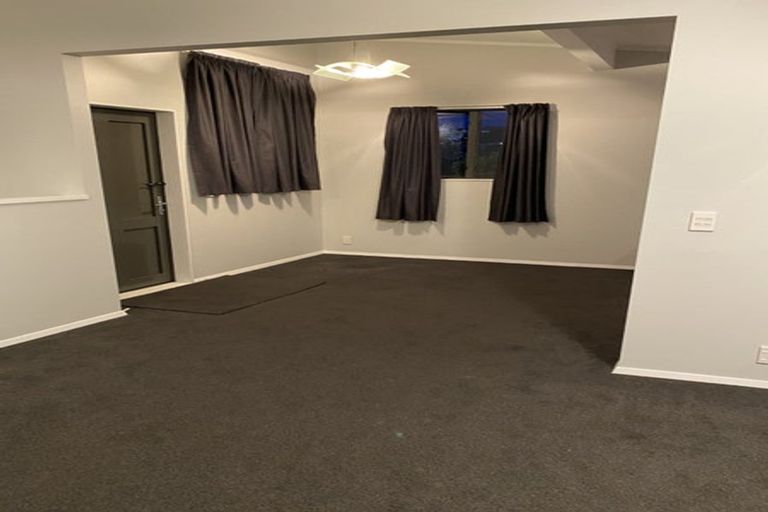 Photo of property in 84c Wexford Road, Miramar, Wellington, 6022