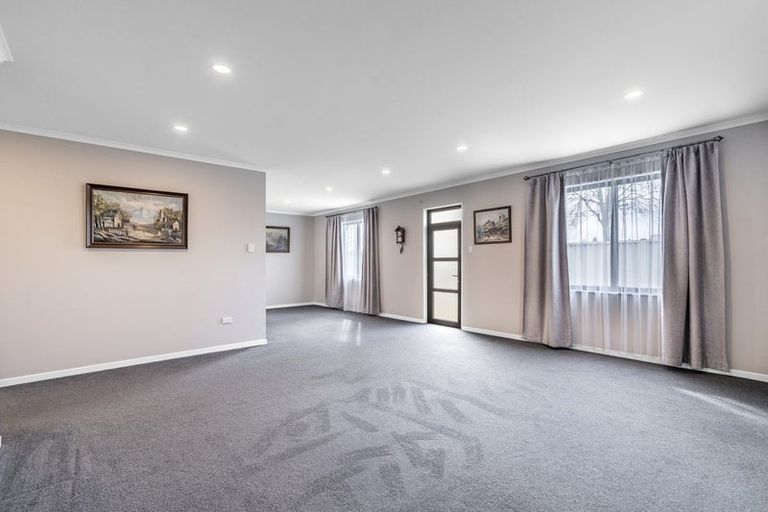 Photo of property in 71 Hokonui Drive, Gore, 9710