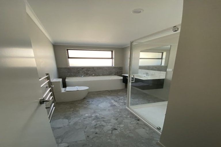 Photo of property in 35 Flack Street, Pyes Pa, Tauranga, 3112